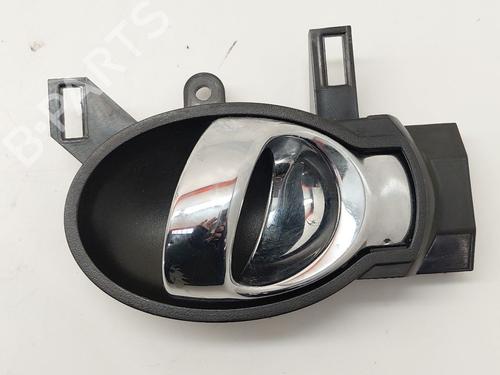 Venstre bagtil invendig håndtag NISSAN JUKE (F15) 1.2 DIG-T (115 hp) 31590039