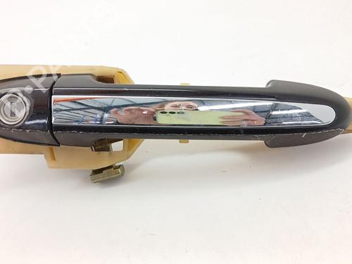 front-left-exterior-door-handle-hyundai-santa-fe-ii-cm-2005-2006-2007-2008-2009-2010-2011-2012-2013-2014-2015-34059032 main image