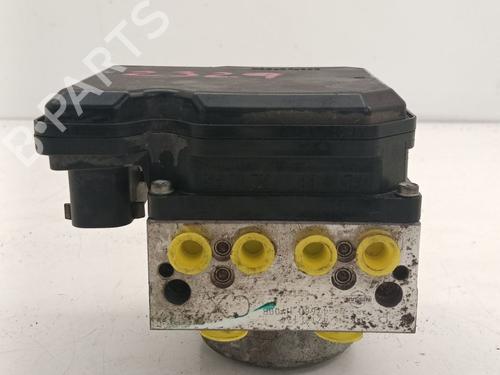 Used ABS pump NISSAN JUKE (F15) 1.2 DIG-T (115 hp) 31594931