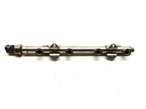 Used Injection rail VW POLO V (6R1, 6C1) [2009-2022]  16944531
