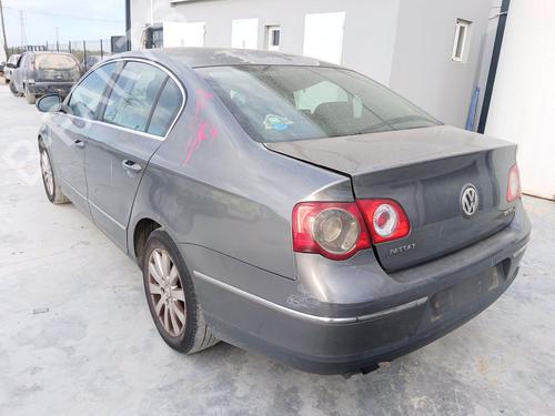 Front left lock VW PASSAT B6 (3C2) 2.0 TDI 16V | BP38069052C98 - Image 4
