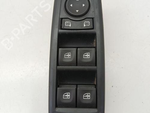 Used Left front window switch Left front window switch RENAULT MEGANE III Hatchback (BZ0/1_, B3_) 1.5 dCi (BZ09, BZ0D, BZ1W, BZ29, BZ14) (110 hp) 35726181 35726181