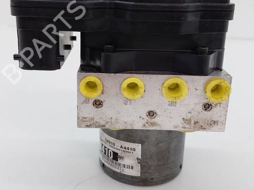Used ABS pump KIA CARENS IV 1.7 CRDi (116 hp) 30287970