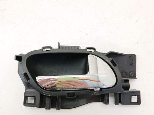 Used Front right interior door handle Front right interior door handle PEUGEOT 5008 (0U_, 0E_) 2.0 HDi 150 / BlueHDi 150 (150 hp) 34632885 34632885