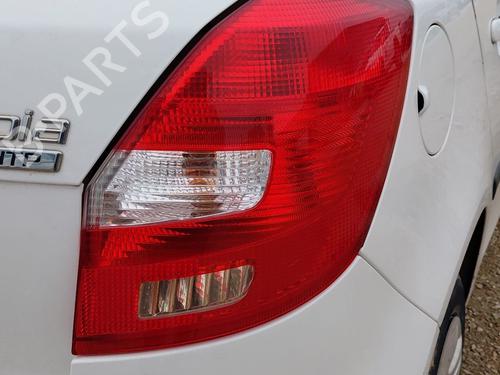 Høyre baklys SKODA FABIA II (542) 1.2 (60 hp) 31650889