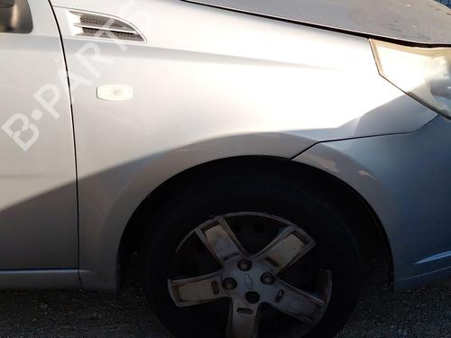Used Right front fenders CHEVROLET AVEO / KALOS Hatchback (T250, T255) 1.4 (101 hp) 27535493