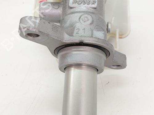 Used Brake master cylinder LAND ROVER RANGE ROVER EVOQUE (L538) [2011-2019]  28672175