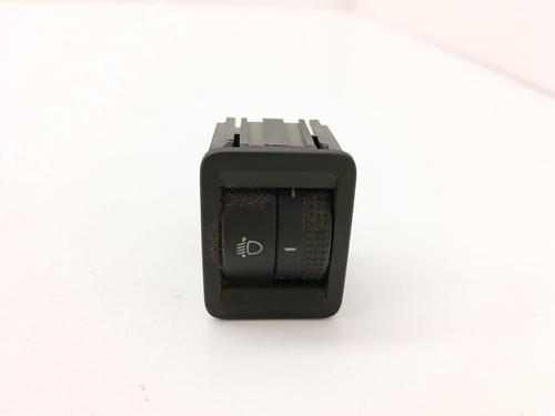 Forlygtekontakt Forlygtekontakt VW POLO V (6R1, 6C1) [2009-2022] 34404742 34404742
