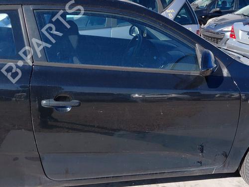 Used Right front door KIA CEE'D Hatchback (ED) 1.6 CVVT (125 hp) 30727833