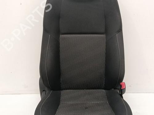 Sæde højre fortil TOYOTA AURIS (_E18_) 2.0 D-4D (ADE186_, ADE186R) (124 hp) 32121909