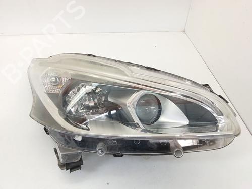 Used Right headlight Right headlight PEUGEOT 208 I (CA_, CC_) 1.2 PureTech 82 (82 hp) 36137712 36137712