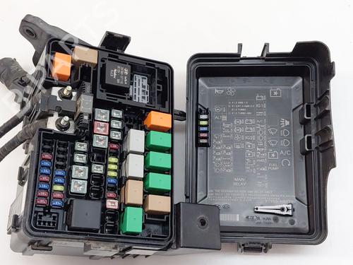 Used Fuse box KIA STONIC (YB) [2017-2025]  30329614