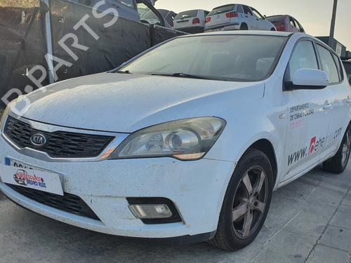 Used Front left lock KIA CEE'D Hatchback (ED) 1.6 CRDi 115 (115 hp) 19504817