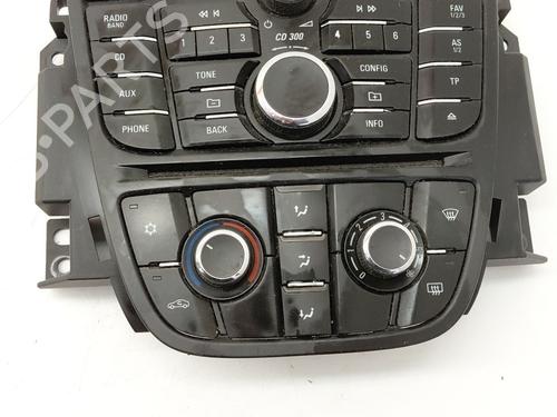 Autoradio OPEL MERIVA B MPV (S10) 1.7 CDTI (75) (131 hp) 31814481