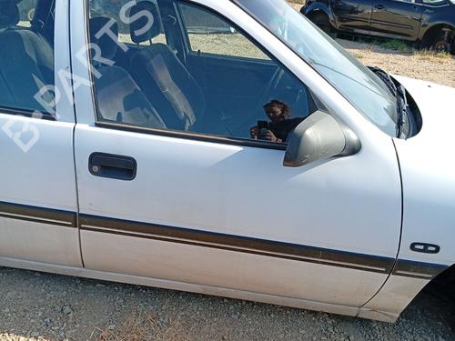 Used Right front door Right front door OPEL VECTRA A (J89) 2.0 i (F19, M19) (115 hp) 39721567 39721567