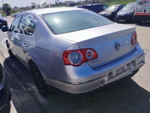 Venstre bak lås VW PASSAT B6 (3C2) 2.0 TDI 16V (140 hp) 17178938