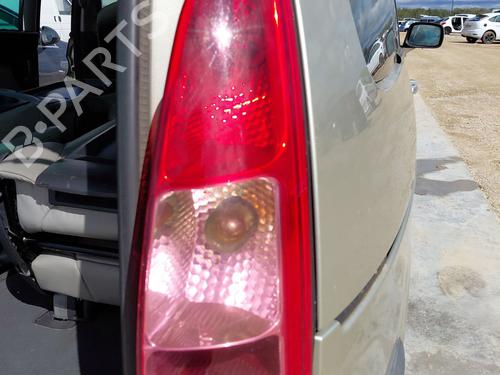 right-taillight-peugeot-807-eb_-2002-33053668 main image
