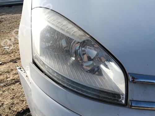 Used Right headlight Right headlight 37487350 37487350