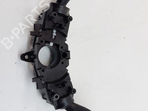 Used Switch KIA STONIC (YB) [2017-2025]  30329616