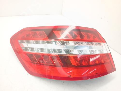 venstre-baglygte-mercedes-benz-e-class-w212-2009-2010-2011-2012-2013-2014-2015-2016-38647000 main image