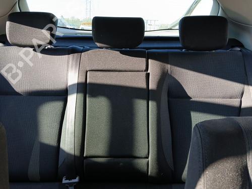 Asientos traseiros Asientos traseiros RENAULT LAGUNA III (BT0/1) 1.5 dCi (BT00, BT0A, BT0T, BT1J) (110 hp) 33831604 33831604