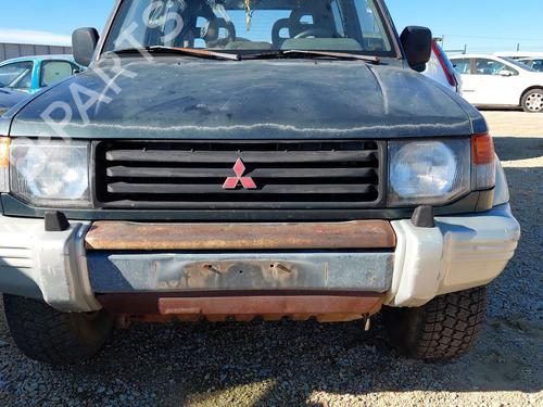 Pare-chocs avant MITSUBISHI PAJERO II (V3_W, V2_W, V4_W, V5_W) 2.5 TD 4WD (V24W) (99 hp) 30615301