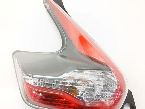 left-taillight-nissan-juke-f15-2010-2011-2012-2013-2014-2015-2016-2017-2018-2019-34058923 main image