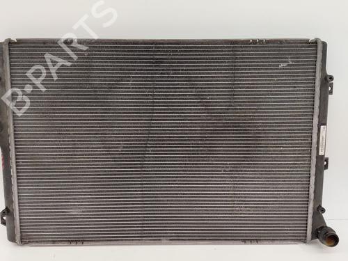 Used Water radiator VW PASSAT B7 (A32, A33) [2011-2020]  29490504