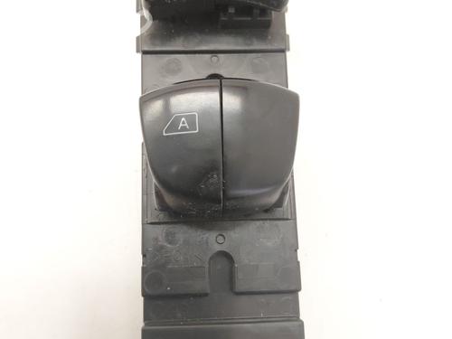 Used Left front window switch NISSAN MICRA V (K14) 1.0 IG-T 100 (101 hp) 33208392