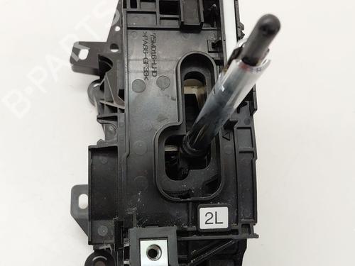 Used Gear lever TOYOTA RAV 4 V (_A5_, _H5_) 2.5 Hybrid AWD (AXAH54) (178 hp) 32133463