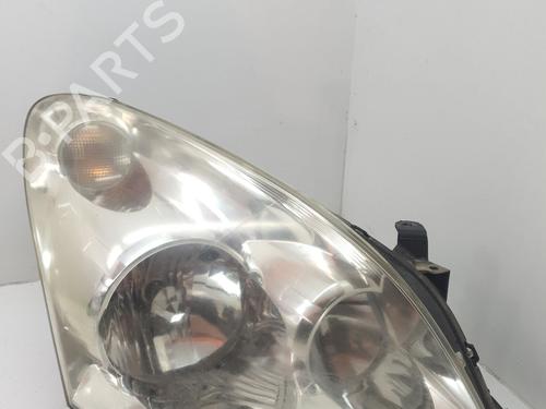 Used Right headlight TOYOTA COROLLA Verso (ZER_, ZZE12_, R1_) 2.2 D-4D (AUR10_, AUR10R) (136 hp) 24841929