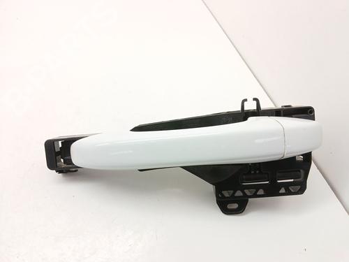 front-left-exterior-door-handle-renault-captur-ii-hf_-2020-34223597 main image
