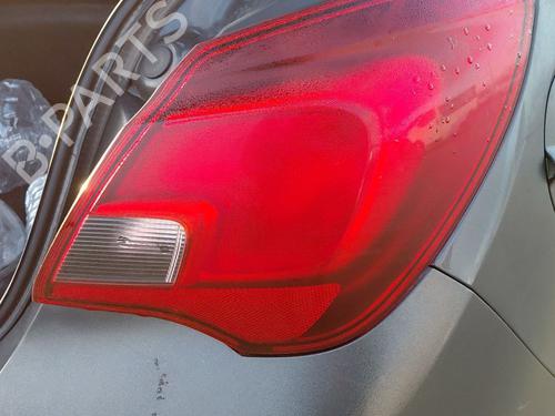 Feu arrière droit OPEL CORSA E (X15) [2014-2026]  31904593