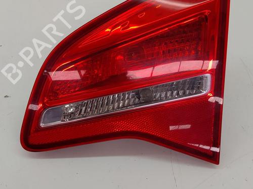 Højre baglygte bagklap OPEL MERIVA B MPV (S10) 1.3 CDTI (75) (95 hp) 28209559