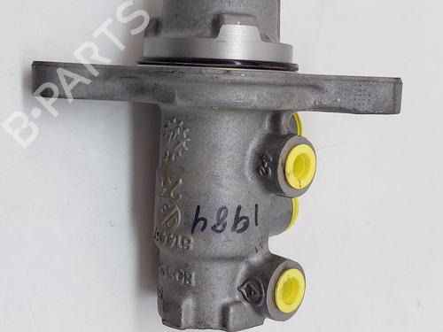 Used Brake master cylinder JEEP RENEGADE SUV (BU, B1, BV) 1.6 CRD (95 hp) 30356535