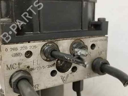 ABS pump TOYOTA AVENSIS Saloon (_T25_)  | BP15979627M43 