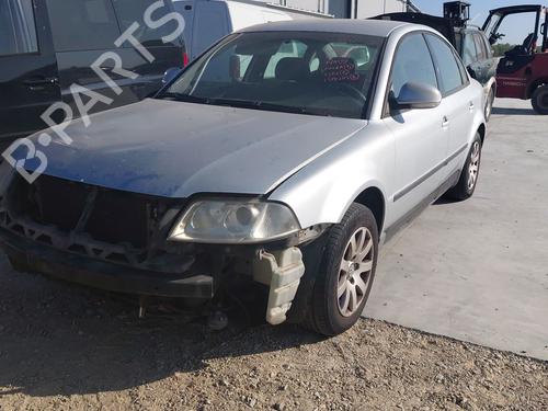 Used Front left lock VW PASSAT B5.5 (3B3) 1.6 (102 hp) 27656844