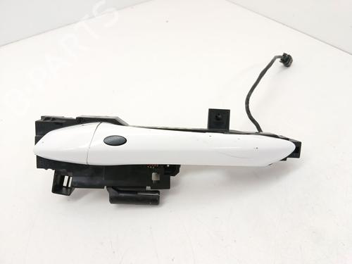 Used Front left exterior door handle Front left exterior door handle 37027106 37027106
