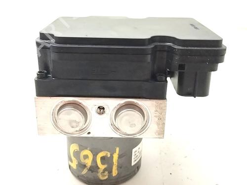 Used ABS pump HYUNDAI i20 II (GB, IB) [2014-2021]  18570634