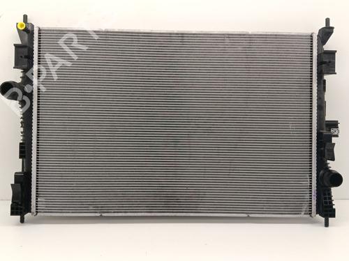 Used Water radiator Water radiator PEUGEOT 3008 II SUV (MC_, MR_, MJ_, M4_) 2.0 BlueHDi 136 (136 hp) 35726220 35726220
