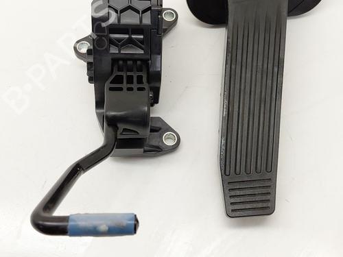 Used Pedal TOYOTA RAV 4 V (_A5_, _H5_) 2.5 Hybrid AWD (AXAH54) (178 hp) 32168867