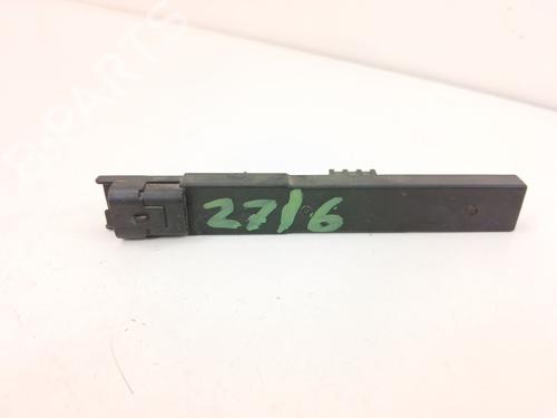 Antenne/Base Antenne/Base PEUGEOT 3008 II SUV (MC_, MR_, MJ_, M4_) 2.0 BlueHDi 136 (136 hp) 35793788 35793788