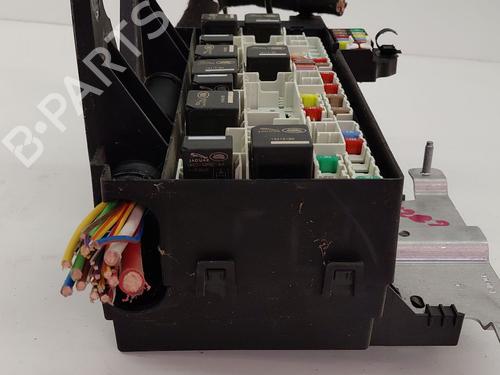 Fuse box JAGUAR XE (X760)  | BP29502745E1 