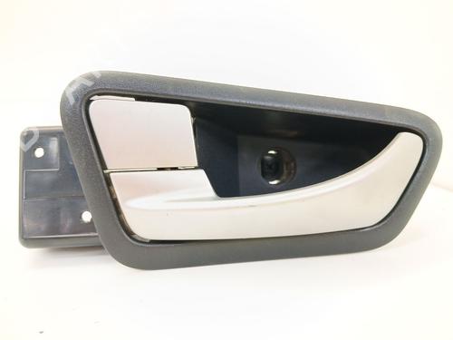 Used Rear left interior door handle Rear left interior door handle SSANGYONG KORANDO (CK) 2.0 e-XDi (175 hp) 33540466 33540466