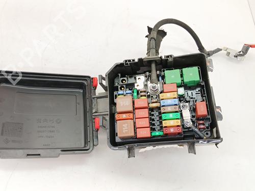 Used Fuse box Fuse box 38728475 38728475