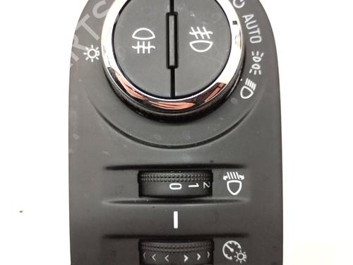 Commande de phare OPEL CORSA E (X15) 1.4 (08, 68) (90 hp) 17735020