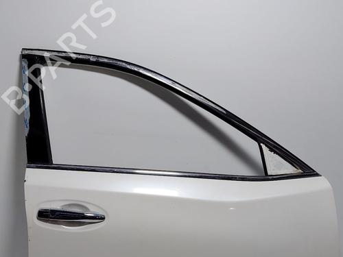 Used Right front door Right front door 30611088 30611088