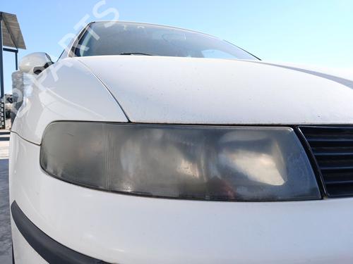 Used Right headlight Right headlight SEAT TOLEDO II (1M2) 1.9 TDI (90 hp) 33540455 33540455