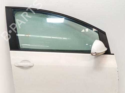 right-front-door-vw-golf-plus-v-5m1-521-2004-2005-2006-2007-2008-2009-2010-2011-2012-2013-36235243 main image