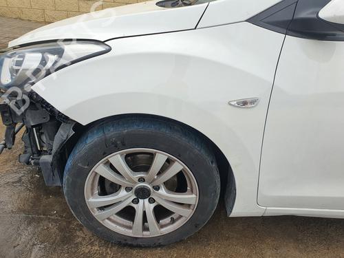 Used Left front fenders HYUNDAI i30 (GD) [2011-2025]  18267857